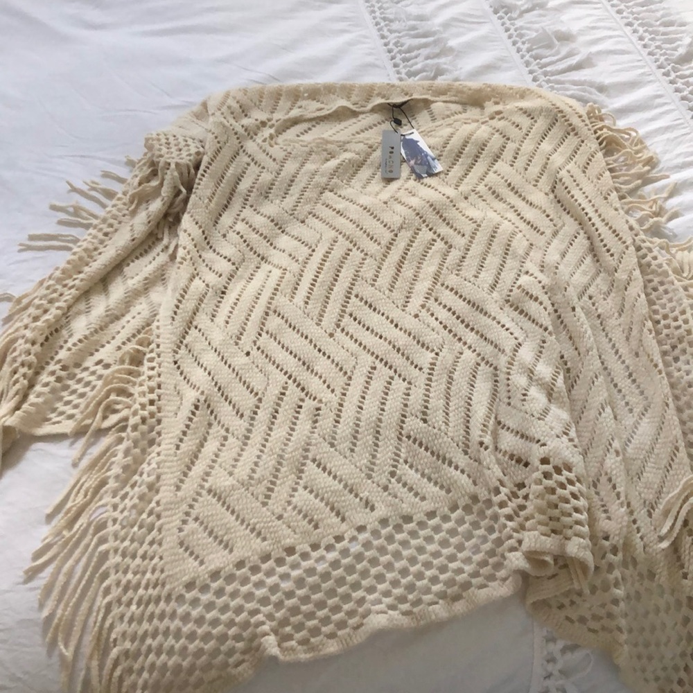Cream poncho